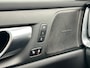 Volvo V60 2.0 T8 Plug-in hybrid AWD Plus Dark | Panoramadak | HUD | Trekhaak | 360 Camera |