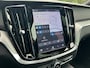 Volvo V60 2.0 T8 Plug-in hybrid AWD Plus Dark | Panoramadak | HUD | Trekhaak | 360 Camera |