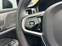 Volvo V60 2.0 T8 Plug-in hybrid AWD Plus Dark | Panoramadak | HUD | Trekhaak | 360 Camera |
