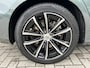 Volvo V60 2.0 T8 Plug-in hybrid AWD Plus Dark | Panoramadak | HUD | Trekhaak | 360 Camera |