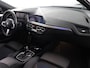 BMW 1-Serie 118i High Executive (Afn. Trekhaak / Camera / Stoelverw. / Carplay / Cruise)