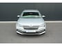 Skoda Superb Combi 1.4 218pk TSI iV Business Edition Plus | Camera | Cruise Control | Comfort Stoelen |