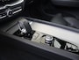 Volvo XC60 T6 AWD Ultimate Bright | Panoramadak | HUD | Achteruitrijcamera |