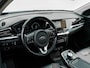 Kia Niro EV e-Niro DynamicPlusLine 64 kWh 3-fase | SOH 100% | Schuifdak | Carplay | Trekhaak