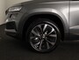 Skoda Karoq 1.5 TSI ACT Business Edition Ultimate | Trekhaak | Stoel- en stuurverwarming | Adaptive cruise control | lichtemetalen velgen 18" |