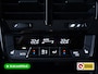 BMW iX xDrive45 101 kWh M-Sport | Pano | Elec. Trekhaak | Luchtvering | Verlichte gril | Stoelverw. en koeling, | Achterbankverw. | Softclose, Meesturende achteras, Harman Kardon, 36 maanden Fabrieksgarantie NL-Auto, Service Inclusive