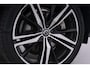 Volvo XC60 T8 Twin Engine AWD R-Design | ACC | Luchtvering | Panoramadak | Harman/Kardon | 360° Camera | Head-Up | Trekhaak | 21 inch