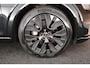Audi Q8 e-tron 50 quattro 340pk S Edition 95 kWh Luchtvering B&O Camera Keyless Stoelverwarming Navigatie Adaptive Cruise S-Line