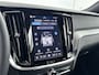 Volvo V60 T6 Recharge Plus Dark | 19" | Elektr. verst. Sporstoelen | Trekhaak | Getint Glas | Harman Kardon | Adaptieve Cruise | BLIS | Keyless | Stoel/Stuur/Achterbankverwarming