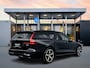 Volvo V60 T6 Recharge Plus Dark | 19" | Elektr. verst. Sporstoelen | Trekhaak | Getint Glas | Harman Kardon | Adaptieve Cruise | BLIS | Keyless | Stoel/Stuur/Achterbankverwarming