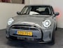 MINI Cooper 5-DEURS 1.5 CLASSIC AUTOMAAT NAVIGATIE CRUISE CONTROL CLIMATE CONTROL BLUETOOTH TELEFOON APPLE CARPLAY/ANDROID NIEUWE 17" LM VELGEN PDC ZEER MOOI !!