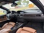 BMW 3-Serie Coupé 320i Corporate Lease Business Line Sport 6-Bak 165 PK. Prachtige en zeer goed onderhouden auto !!! Alle keuringen toegestaan !!