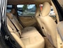 Volvo XC70 2.5 T Momentum AUTOMAAT STOELVERW./LEDER/CRUISE/YOUNGTIMER | NETTE AUTO !