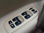 Volvo XC70 2.5 T Momentum AUTOMAAT STOELVERW./LEDER/CRUISE/YOUNGTIMER | NETTE AUTO !