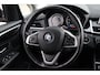 BMW 2-Serie Active Tourer 220i Executive Automaat | Adap. Cruise | Afn. Trekhaak | Stoelverwarming | Camera | Navigatie