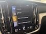 Volvo S60 2.0 B4 Mild Hybrid Inscription | Memory | Camera | Leder | Stoelverwarming | Trekhaak | NAP | NL Auto | BTW