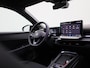 Volkswagen T-Roc 1.5 eTsi R-Line First Edition 150pk | Navigatie | Stuur\Stoel- verwarming | Head-up display | Cruise Control Adaptief | Harman Kardon | Panoramisch Schuif-Kanteldak | IQ.Light |