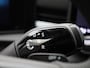 Volkswagen T-Roc 1.5 eTsi R-Line First Edition 150pk | Navigatie | Stuur\Stoel- verwarming | Head-up display | Cruise Control Adaptief | Harman Kardon | Panoramisch Schuif-Kanteldak | IQ.Light |