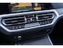 BMW 3-Serie Touring 320e High Executive M-Sport | Panoramadak | HiFi Audio | 360 Graden Camera | Cruise Control Adaptief | Live Cockpit Professional | Sportstoelen | Stoelverwarming | Apple Carplay | Android Auto | Privacy Glas | Plug-in Hybrid (PHEV)