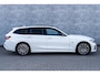 BMW 3-Serie Touring 320e High Executive M-Sport | Panoramadak | HiFi Audio | 360 Graden Camera | Cruise Control Adaptief | Live Cockpit Professional | Sportstoelen | Stoelverwarming | Apple Carplay | Android Auto | Privacy Glas | Plug-in Hybrid (PHEV)