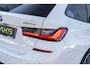BMW 3-Serie Touring 320e High Executive M-Sport | Panoramadak | HiFi Audio | 360 Graden Camera | Cruise Control Adaptief | Live Cockpit Professional | Sportstoelen | Stoelverwarming | Apple Carplay | Android Auto | Privacy Glas | Plug-in Hybrid (PHEV)