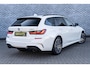 BMW 3-Serie Touring 320e High Executive M-Sport | Panoramadak | HiFi Audio | 360 Graden Camera | Cruise Control Adaptief | Live Cockpit Professional | Sportstoelen | Stoelverwarming | Apple Carplay | Android Auto | Privacy Glas | Plug-in Hybrid (PHEV)