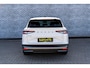 Skoda Enyaq iV 60 | Trekhaak | Panoramadak | Achteruitrijcamera | Parkeersensoren | Keyless Entry | Privacy Glas | Stoelverwarming | Navigatie | Apple Carplay | Android Auto | LED Koplampen | Lichtmetalen Velgen 19 inch | Cruise Control