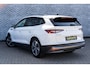 Skoda Enyaq iV 60 | Trekhaak | Panoramadak | Achteruitrijcamera | Parkeersensoren | Keyless Entry | Privacy Glas | Stoelverwarming | Navigatie | Apple Carplay | Android Auto | LED Koplampen | Lichtmetalen Velgen 19 inch | Cruise Control