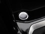 Volkswagen T-Roc 1.5 TSI 150pk Automaat R-Line Plus Navigatie Apple Carplay/Android Auto Camera Parkeersensoren Adaptive Cruise Control Stoelverwarming Virtual Cockpit Elektrische achterklep Getinte ramen Climate Control