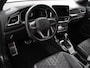 Volkswagen T-Roc 1.5 TSI 150pk Automaat R-Line Plus Navigatie Apple Carplay/Android Auto Camera Parkeersensoren Adaptive Cruise Control Stoelverwarming Virtual Cockpit Elektrische achterklep Getinte ramen Climate Control