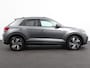 Volkswagen T-Roc 1.5 TSI 150pk Automaat R-Line Plus Navigatie Apple Carplay/Android Auto Camera Parkeersensoren Adaptive Cruise Control Stoelverwarming Virtual Cockpit Elektrische achterklep Getinte ramen Climate Control