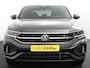 Volkswagen T-Roc 1.5 TSI 150pk Automaat R-Line Plus Navigatie Apple Carplay/Android Auto Camera Parkeersensoren Adaptive Cruise Control Stoelverwarming Virtual Cockpit Elektrische achterklep Getinte ramen Climate Control