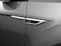 Volkswagen T-Roc 1.5 TSI 150pk Automaat R-Line Plus Navigatie Apple Carplay/Android Auto Camera Parkeersensoren Adaptive Cruise Control Stoelverwarming Virtual Cockpit Elektrische achterklep Getinte ramen Climate Control