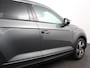 Volkswagen T-Roc 1.5 TSI 150pk Automaat R-Line Plus Navigatie Apple Carplay/Android Auto Camera Parkeersensoren Adaptive Cruise Control Stoelverwarming Virtual Cockpit Elektrische achterklep Getinte ramen Climate Control