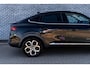 Renault Arkana 1.6 E-Tech Hybrid 145 Intens | Trekhaak | Lederen Bekleding | Stoelverwarming | Elektrisch Verstelbare Voorstoelen | Achteruitrijcamera | Parkeersensoren | LED Koplampen | Keyless Entry | Navigatie Groot Scherm | Apple Carplay | Android Auto