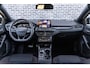 Ford Focus Wagon 1.5 EcoBoost 150 ST Line Business | Panoramadak | Achteruitrijcamera | Parkeersensoren | Climate Control | Keyless Entry | LED Koplampen | Lichtmetalen Velgen 18 inch | Stoelverwarming | Cruise Control Adaptief | Navigatie | Apple Carplay | Android Auto