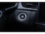 Renault Captur 1.0 TCe 100 Bi-Fuel Intens | LPG | Achteruitrijcamera | Parkeersensoren | Stoelverwarming | Two-Tone | Trekhaak | Climate Control | Cruise Control | Lichtmetalen Velgen 17 inch | Apple Carplay | Android Auto