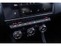 Renault Captur 1.0 TCe 100 Bi-Fuel Intens | LPG | Achteruitrijcamera | Parkeersensoren | Stoelverwarming | Two-Tone | Trekhaak | Climate Control | Cruise Control | Lichtmetalen Velgen 17 inch | Apple Carplay | Android Auto