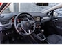 Renault Captur 1.0 TCe 100 Bi-Fuel Intens | LPG | Achteruitrijcamera | Parkeersensoren | Stoelverwarming | Two-Tone | Trekhaak | Climate Control | Cruise Control | Lichtmetalen Velgen 17 inch | Apple Carplay | Android Auto