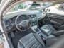 Volkswagen Golf 1.2 TSI Connected Series | Pano | R-Line stoelen | Volledig onderhouden