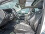 Volkswagen Golf 1.2 TSI Connected Series | Pano | R-Line stoelen | Volledig onderhouden