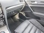 Volkswagen Golf 1.2 TSI Connected Series | Pano | R-Line stoelen | Volledig onderhouden