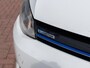Volkswagen Golf 1.2 TSI Connected Series | Pano | R-Line stoelen | Volledig onderhouden