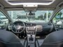 Volkswagen Golf 1.2 TSI Connected Series | Pano | R-Line stoelen | Volledig onderhouden