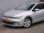 Volkswagen Golf Variant 1.0 eTSI Life 110 Pk Automaat Navi / DAB / Apple Carplay / Stoelverwarming
