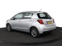 Toyota Yaris 1.5 Hybrid Aspiration | Navigatie | Parkeercamera | Cruise-Control | Lichtmetalen Velgen | Fietsendrager Beugel | Stoelverwarming |