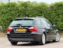 BMW 3-Serie Touring 325i High Executive | Black Sapphire Metallic | 6-Cilinder | Leder | Sportief & Keurig