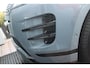 Land Rover Range Rover Evoque 1.5 P300e AWD 309PK R-DYNAMIC SE | PANORAMADAK | ELEKTRISCH VERSTELBARE VOORSTOELEN LEDEREN BEKLEDING | 20" LICHTMETALEN VELGEN | KEYLESS ENTRY / START | EXTRA GETINTE ACHTERRUITEN | FULL LED KOPLAMPEN | LED ACHTERLICHTEN | ADAPTIVE CRUISE CONTROL | APPLE CARPLAY | ACHTERKLEP ELEKTRISCH BEDIENBAAR |