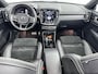 Volvo XC40 P8 R-Design | 19" | Panoramadak | 360 Camera | Elektr. verst. Stoelen | Harman Kardon | Warmtepomp | Adaptieve Cruise | BLIS | Stoel/Stuur/Achterbankverwarming