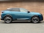 Peugeot E-3008 GT Avantage 210 73 kWh Stuur en stoelverwarming / Alcantara / trekhaak / Adaptive cruise / Keyless